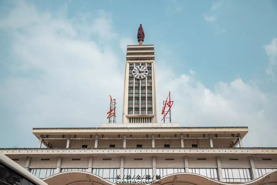 義烏市到長沙物流專線-物流專線免費(fèi)取件「資質(zhì)齊全」 義烏市到長沙物流專線-物流專線免費(fèi)取件「資質(zhì)齊全」